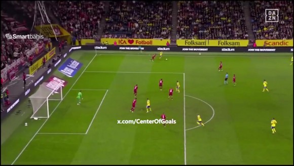 连场破门！约克雷斯包抄端射破门，瑞典3-1波兰！